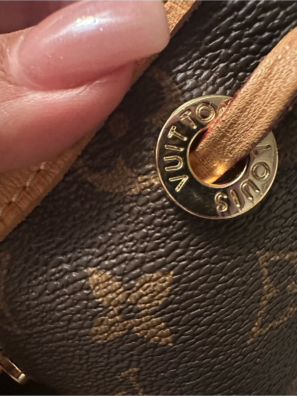 Louis Vuitton Monogram Bucket Shoulder Bag in Brown and Tan Leather Trim - Picture 4 of 13